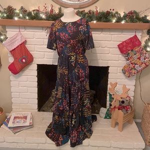 Boutique Tiered A-line Maxi Dress Short Sleeve